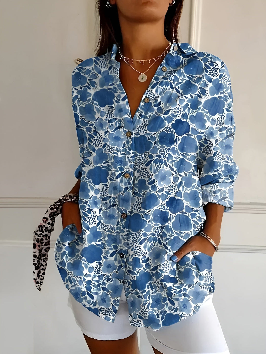 Baumwoll_Bluse_f_r_Damen_Florales_Muster_mit_Knopfleiste_1
