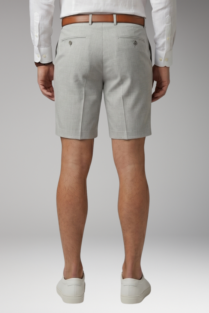 Faltenshorts fuer Damen Knopf und Reissverschluss 5