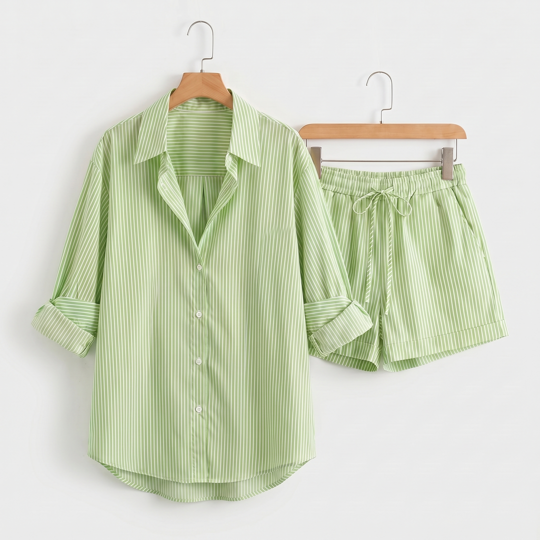 Gestreiftes Baumwoll Shirt Tunnelzug Shorts Set fuer Damen 14