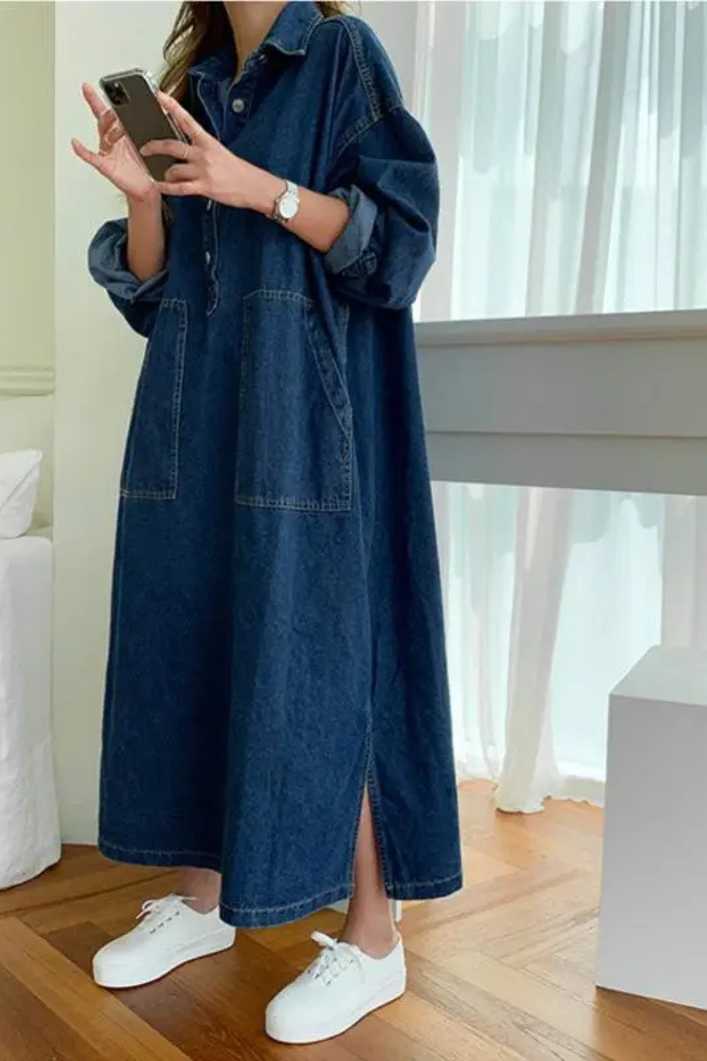 Jeans_Maxikleid_fur_Damen_Oversized_mit_Kragen_und_Taschen_2