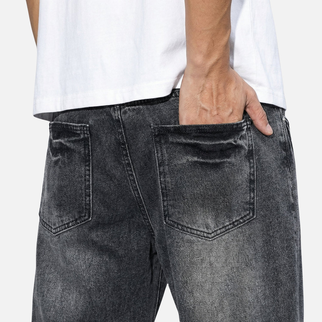Jeansy z denimu o prostych nogawkach i swobodnym wypraniu dla mężczyzn