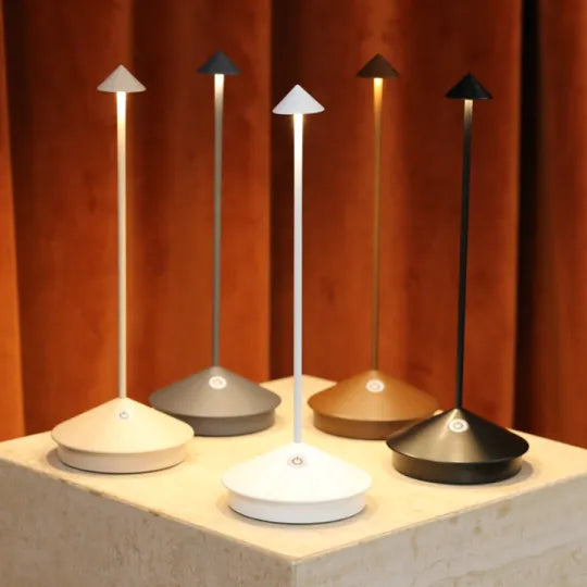 Kabellose_LED_Tafellampe_Dimmbar_Akkubetrieben_f_r_Innen_Au_en_5