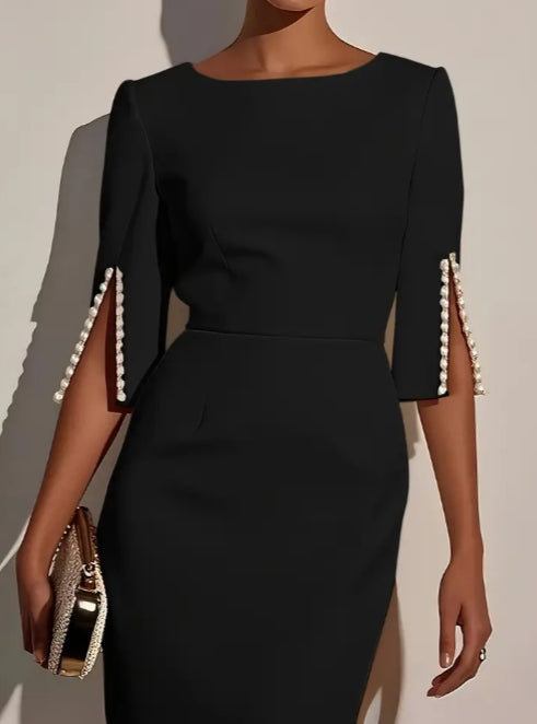 Kleid_fuer_Damen_Aus_leichtem_Material_mit_Rundhalsausschnitt_und_4