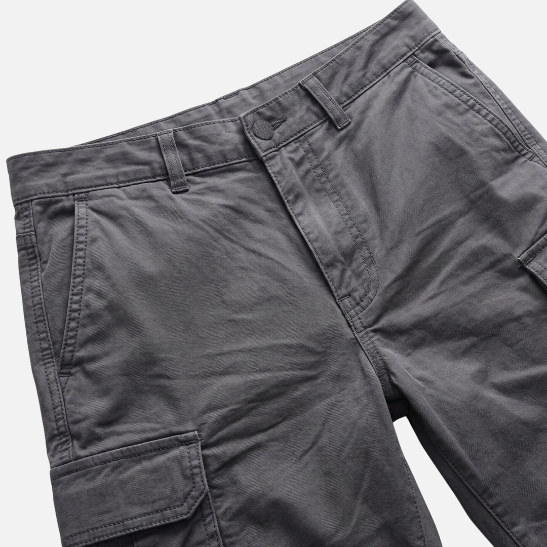 Laessige Baumwoll Cargo Shorts mit Pattentaschen fuer Herren 5
