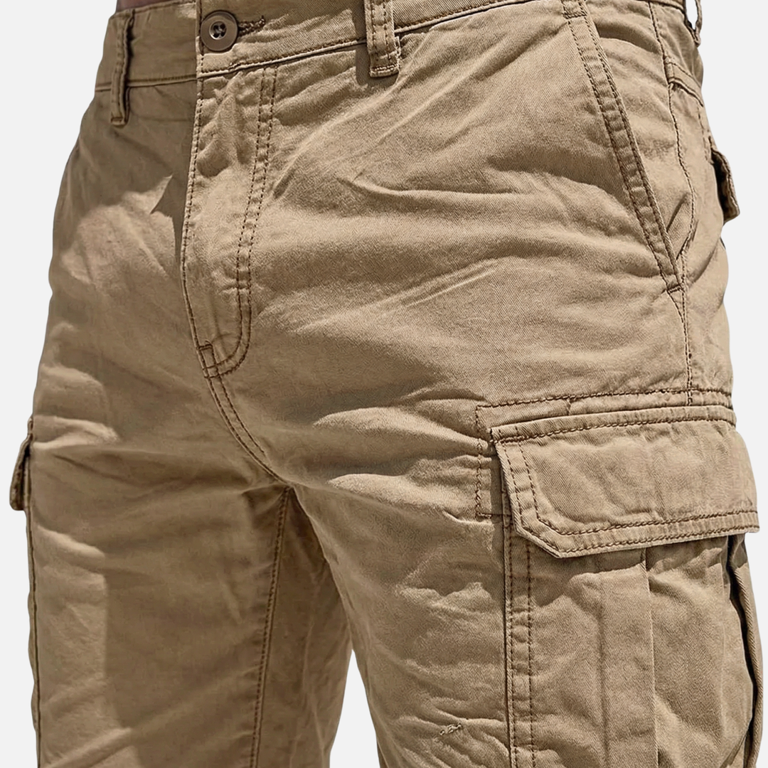 Laessige Baumwoll Cargo Shorts mit Pattentaschen fuer Herren 6
