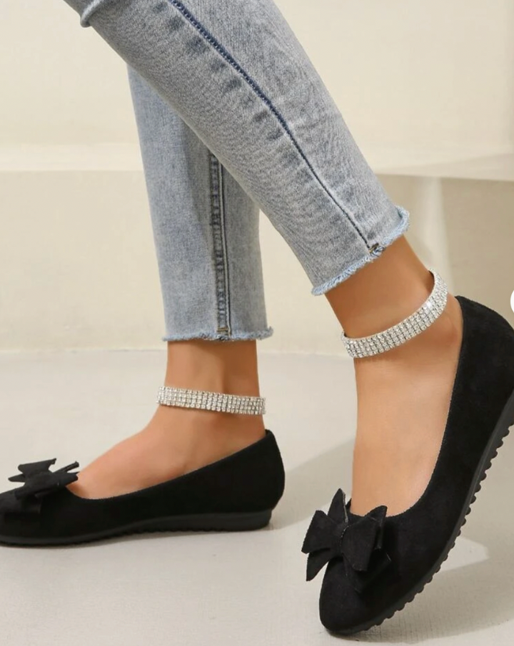 Laessige Loafer mit Schleifendetail und runder Kappe fuer Damen 7