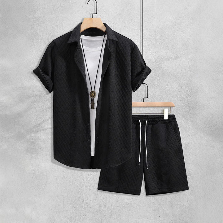 Laessiges Strukturstrick Sommer Set mit Kordelzug Shorts fuer Herren 2