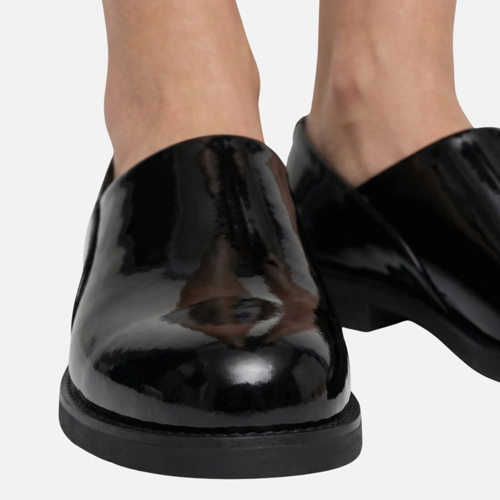 Leichte Hochglanz-Synthetik schmale Loafer mit Blockabsatz für Herren
