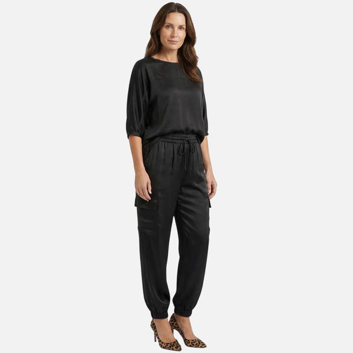 Leichtes Satin Set – Lockere Kurzarmbluse und Hose für Damen