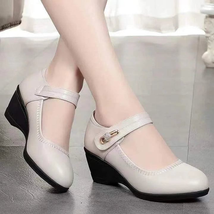 Mary Jane Komfort Keilpumps fuer Damen 6