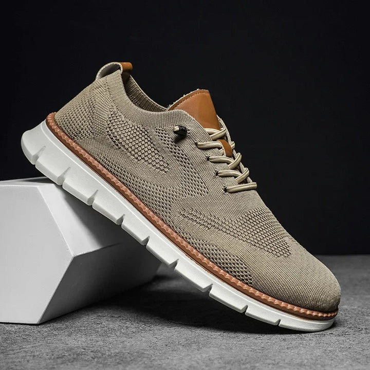Men_s_Shoes_Breathable_and_with_Lightweight_Sole_1