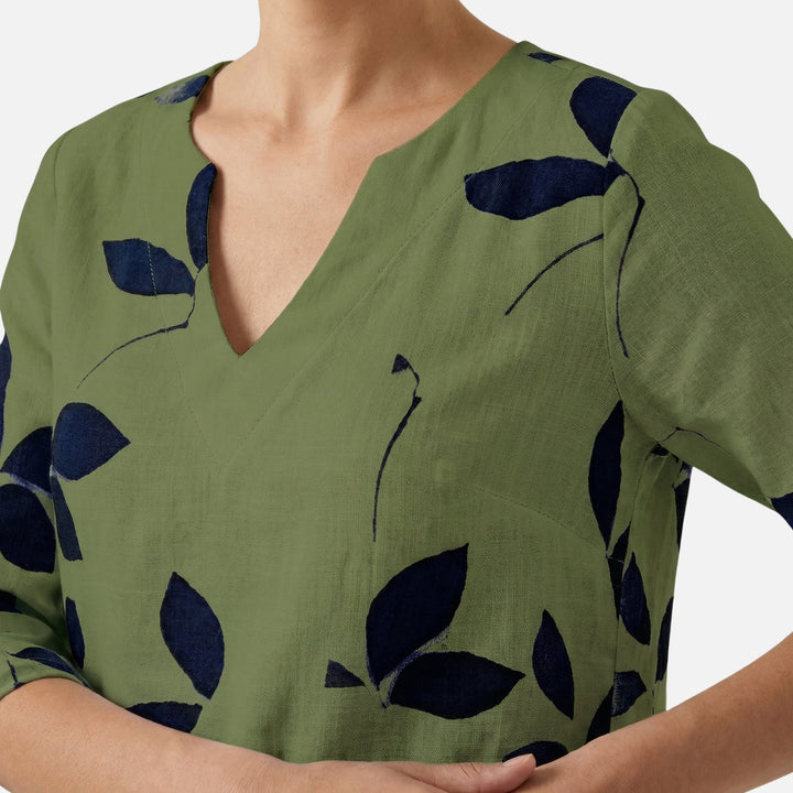 Midikleid mit V-Ausschnitt, 3/4-Ärmeln und Blättermuster für Damen