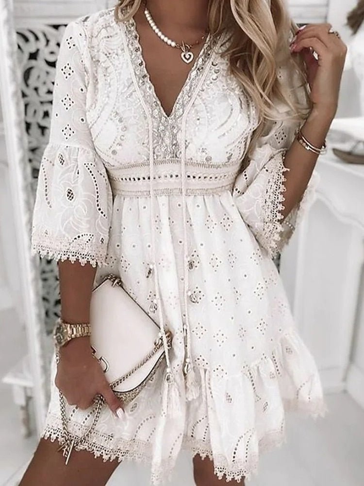 Minikleid fuer Damen Boho V Ausschnitt Spitzen Glockenaermel 4