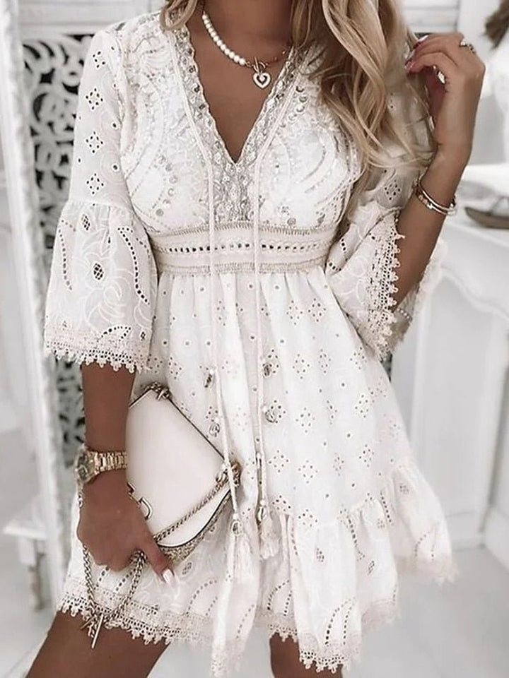 Minikleid fuer Damen Boho V Ausschnitt Spitzen Glockenaermel 4