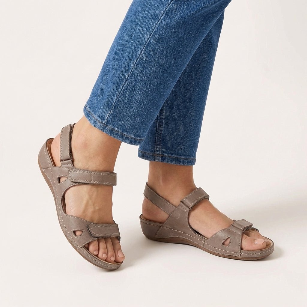 Sandalen fuer Damen Verstellriemen offener Zeh Komfort 3