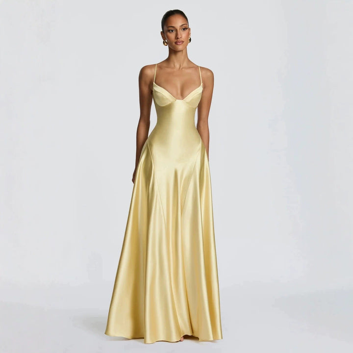 Satin-Maxikleid für Damen – Elegant mit raffinierten Spaghettiträgern 1