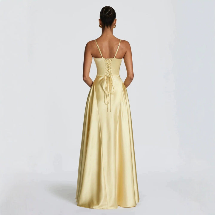 Satin-Maxikleid für Damen – Elegant mit raffinierten Spaghettiträgern 2