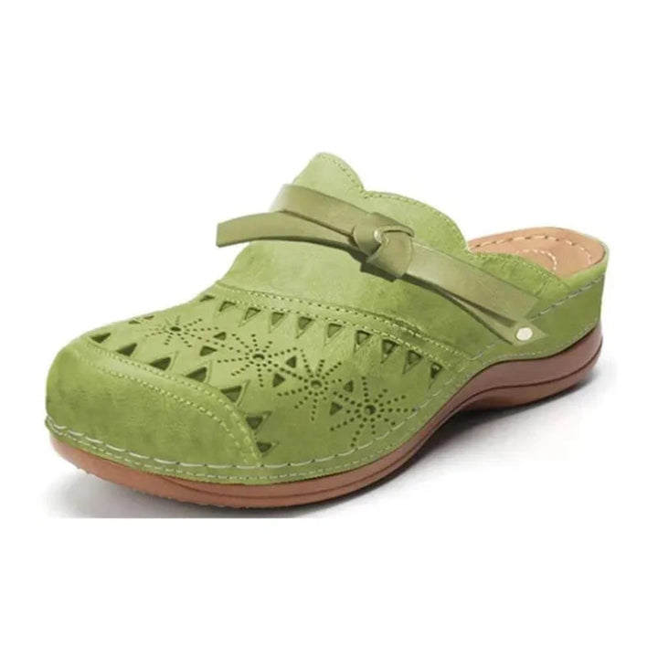 Schluepf Clogs mit Schleifen Detail und Cut Outs fuer Damen 3