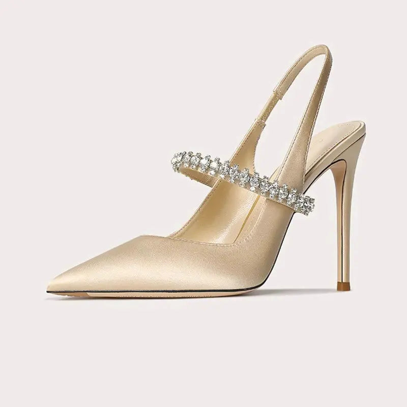 Slingback-Heels für Damen – Satin mit spitzer Kappe 4