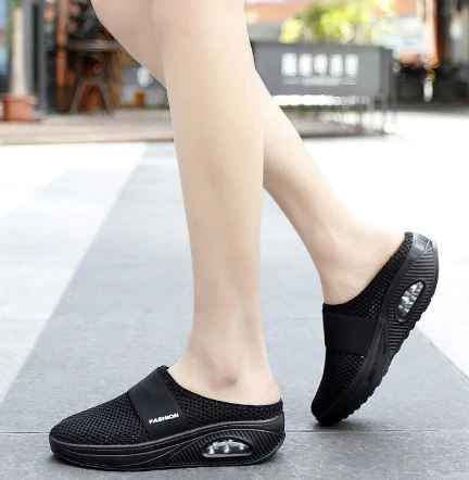 Slipper fuer Damen 8