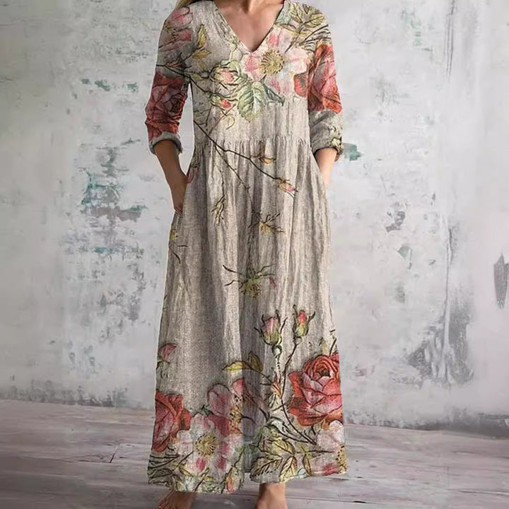 Sommerkleid für Damen – V-Ausschnitt und geblümt 1