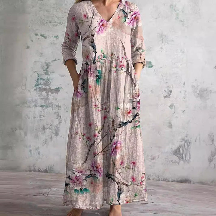 Sommerkleid für Damen – V-Ausschnitt und geblümt 2