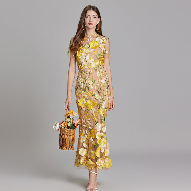 T_ll_Maxikleid_f_r_Damen_Florale_3D_Applikationen_mit_Abendlook_16