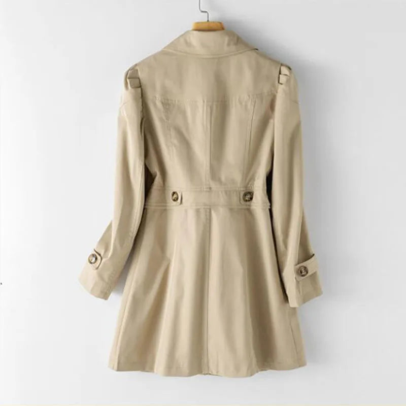Trenchcoat_mit_offenem_Kragen_fuer_Damen_Elegant_mit_Guertel_5